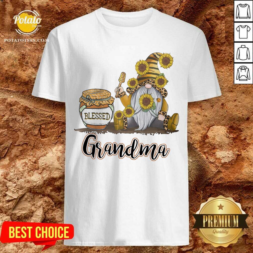 Apayprint Blessed Grandma Gnome Bee Personalized Shirt Apayprint Blessed Grandma Gnome Bee Personalized Shirt