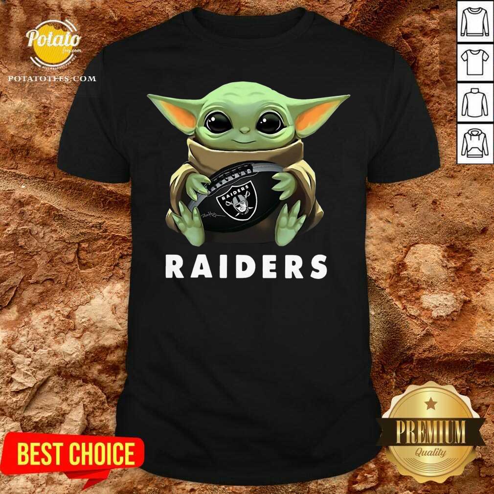 Awesome Baby Yoda Hug Oakland Raiders Shirt Awesome Baby Yoda Hug Oakland Raiders Shirt