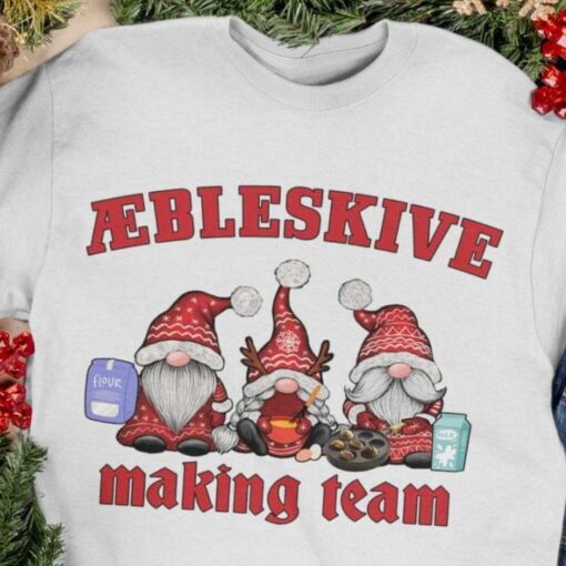 Aebleskive Making Team Gnomies Christmas Shirt