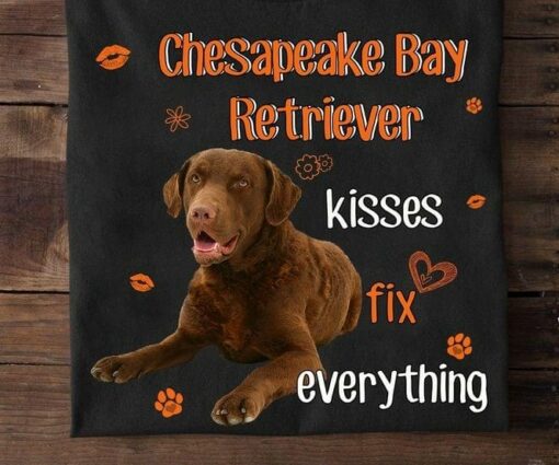 Chesapeake Bay Retriever Kisses Fix Everything Dog Hearts Lips Dog Footprints Shirt