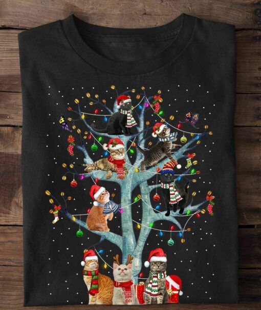 Christmas Cute Cats On The Winter Tree Shirt