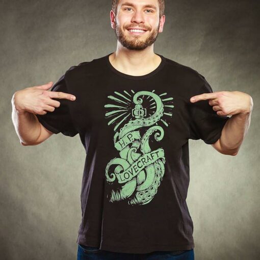 Cthulhu Holding A Lamp H.P Lovecraft Shirt